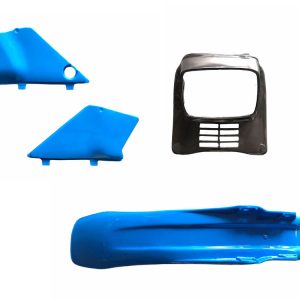 4-delige kappenset als restauratieset Honda MT5 AD01 PB109 1979-1983 | Zwart zadel
